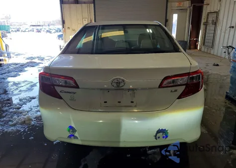 2014 Toyota Camry L z USA, uszkodzony, nr VIN 4T4BF1FK8ER367672